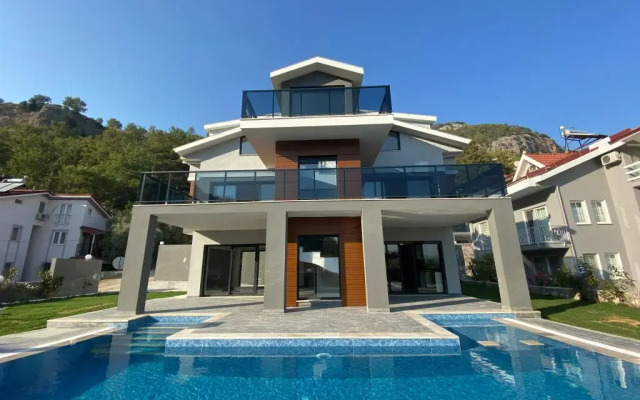 Zehra Villa