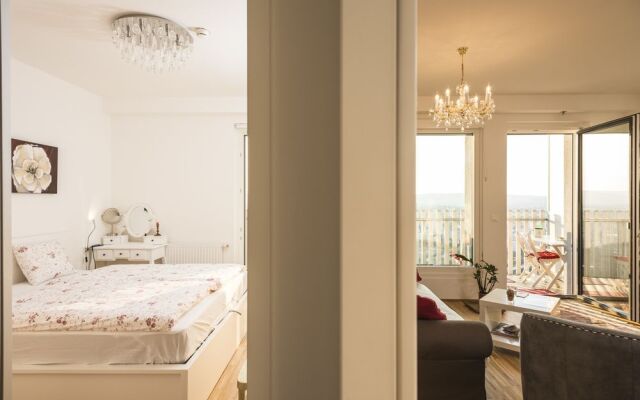 Sky View Apartment Vienna by Welcome2Vienna