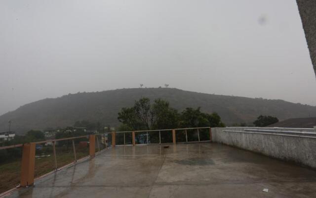 Capital O 85712 Hotel Star Inn