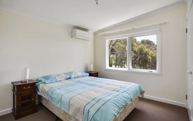 Harleian Beach House