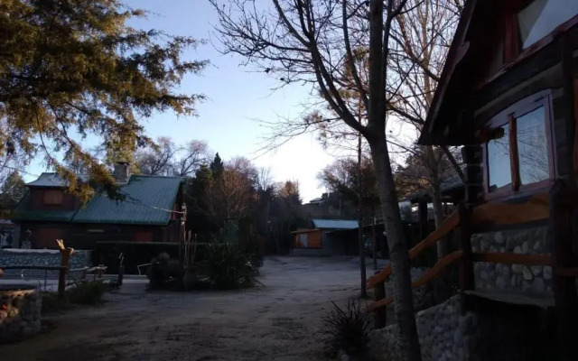 Cabañas Troncopiedra