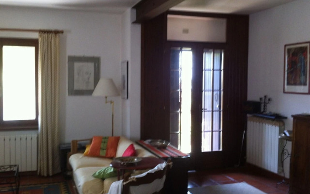 Shimmering Serenity in Pastrengo