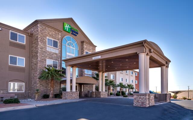 Holiday Inn Express Hotel & Suites Alamogordo Hwy 54/70, an IHG Hotel