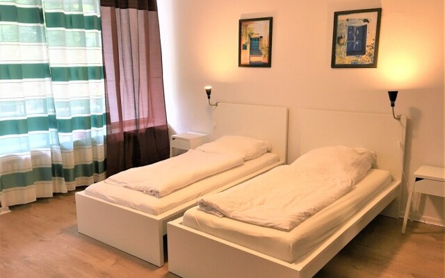 Ferienwohnung Neuss Schillerstrasse