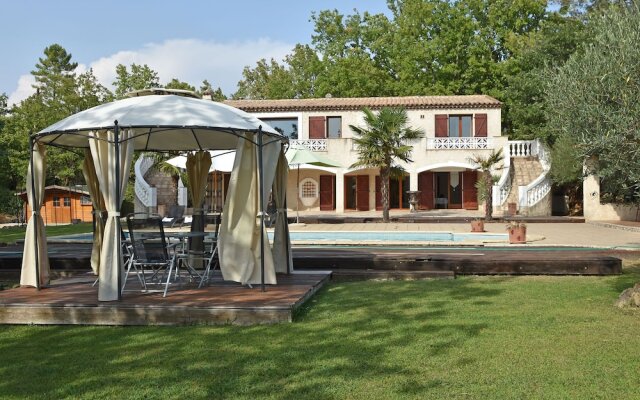 Beautiful Modernly Decorated Provencal House Only 30 Kilometres From Cannes