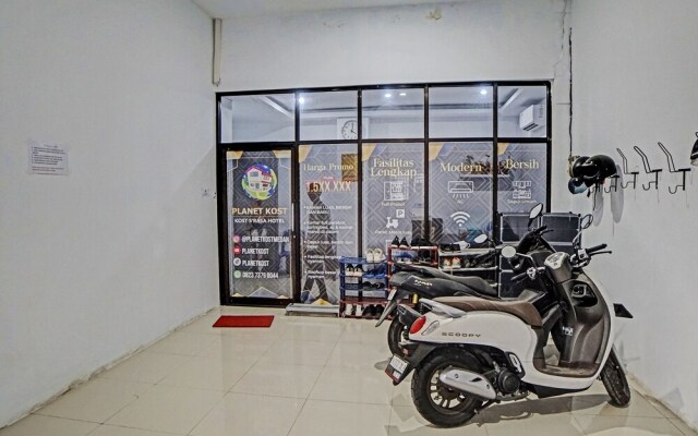 OYO 92721 Planet Guest House Syariah