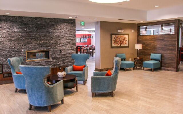 Holiday Inn & Suites Denver Tech Center-Centennial by IHG