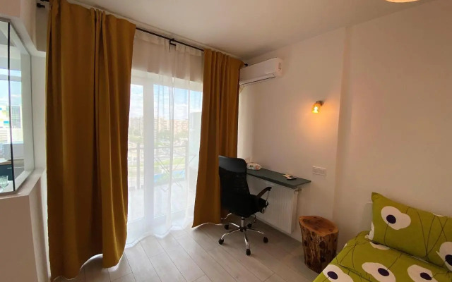 PLAZA VIEW Studio