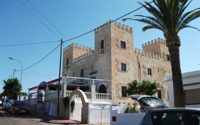 Hostal Castell de Lô