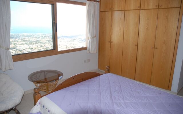 Villa With 3 Bedrooms in Peyia, With Wonderful sea View, Private Pool,