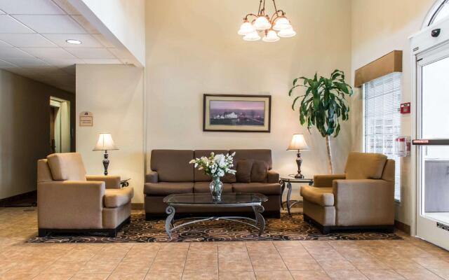 MainStay Suites Of Lancaster County