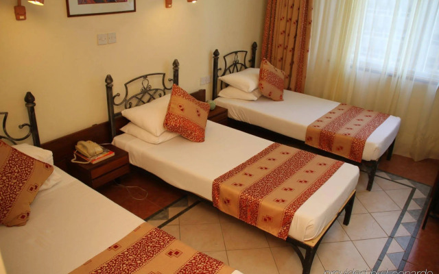 Mayhouse 680 Hotel