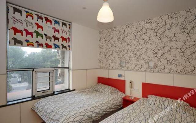 Pod Inn (Suzhou Park Railway Station Jinfeng Square)