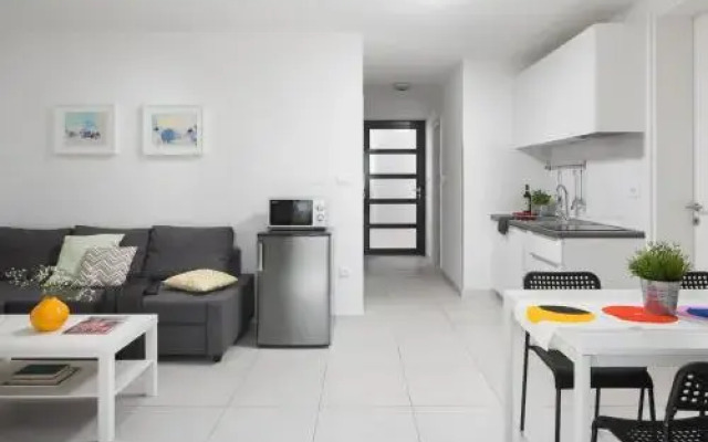 Lemechi Casa Girasole Apartments