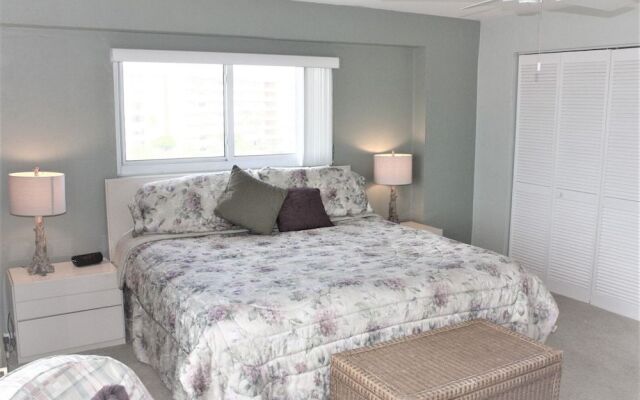 Jamaica Royale 506 - 2 Br Condo