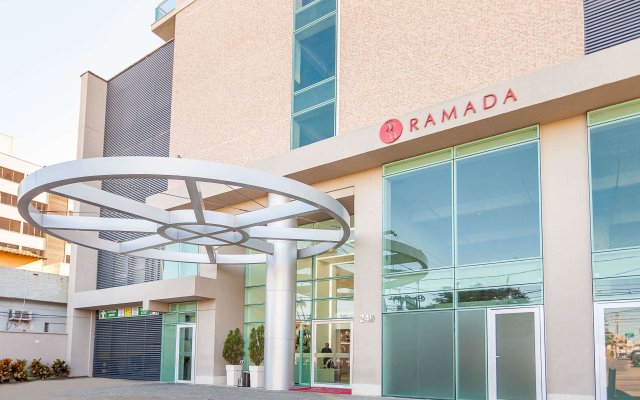 Ramada by Wyndham Macae Hotel Suites