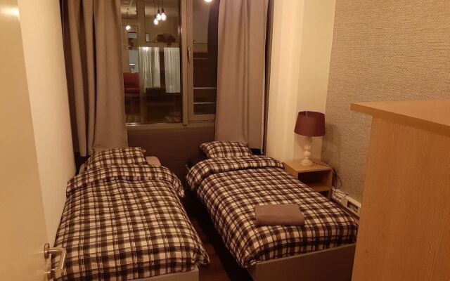 Diamond Bourse Apartments