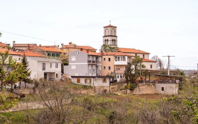 Apartmaji Hrvatin v Kortah