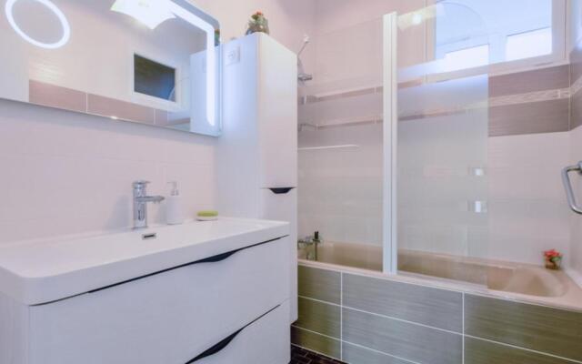 Gîte Pougy, 3 pièces, 5 personnes - FR-1-543-79