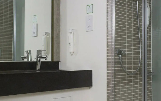 Holiday Inn Milton Keynes East M1, Jct.14