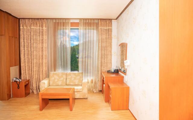 Evergreen Tourist Hotel