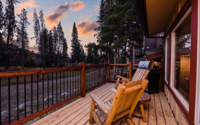 Four O Clock Rd - Rover