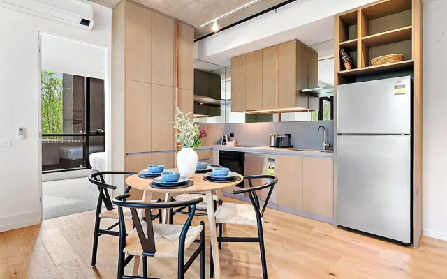 Brand-new 2-bed With Rooftop Access