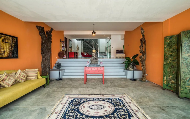 Parinda Villa in Naka Hills