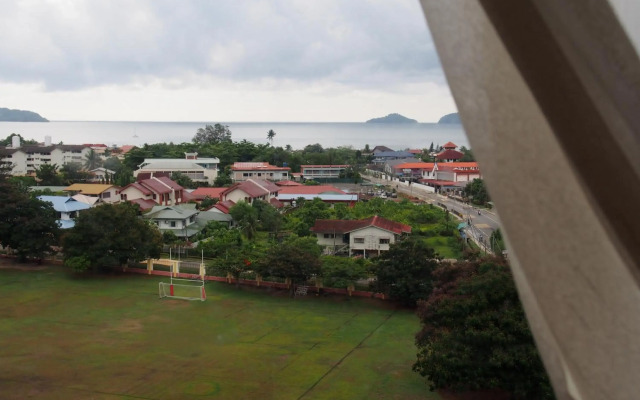 C'haya Hotel