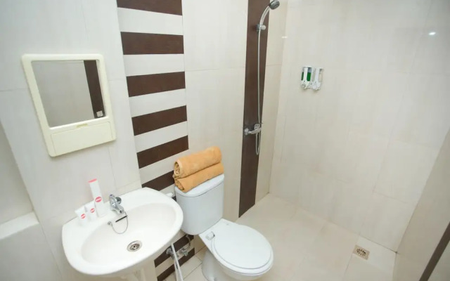 Lapan Lapan by OYO Rooms
