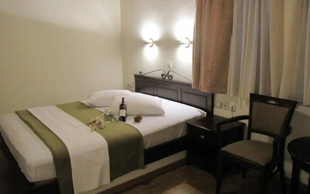 Hotel Mirovoli