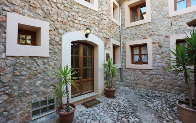 Town House Alba in Fornalutx