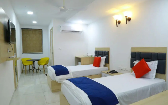 The Balcony Suites