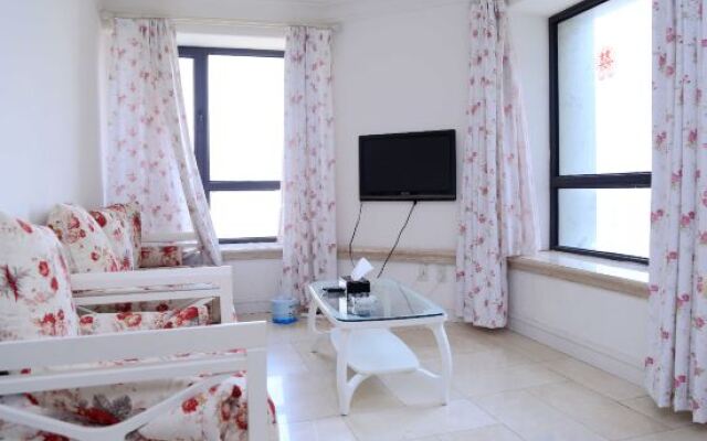 Xiaisi Lexiang Service Apartment (Dalian Xinghai Square)