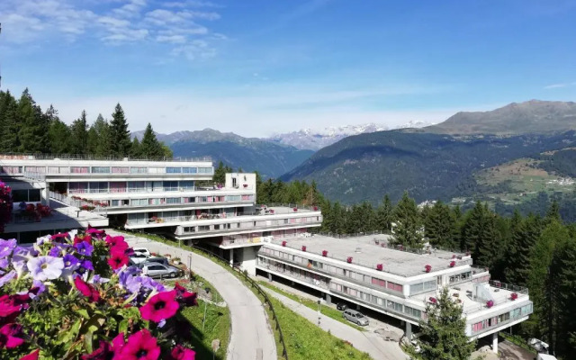 Residence Sole Alto by Montana