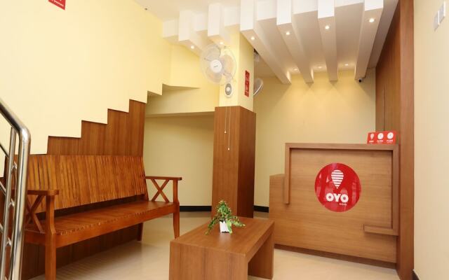 OYO 023 Hotel Ayodhya Residency