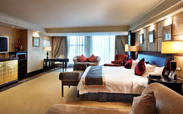 Royal Mediterranean Hotel