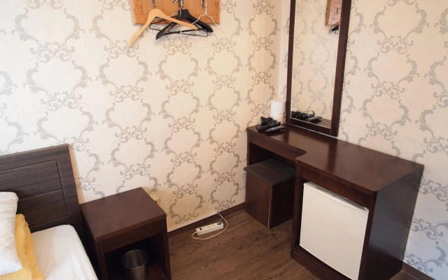 Shinchon Hostel
