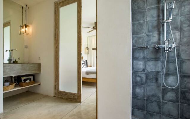 Luxury 5 Bedroom Villa With Private Pool, Bali Villa 2022