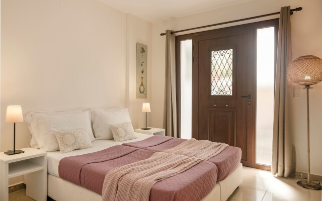 Villa Artemis & Villa Aethra
