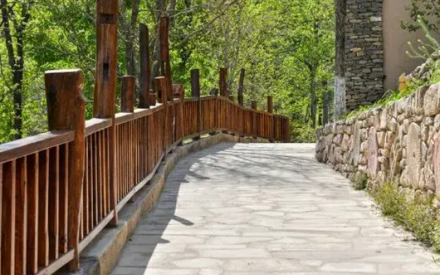 Yunqiu Mountain Kangjiaping Homestay