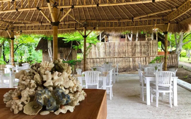 Villa Samalas Resort and Restaurant