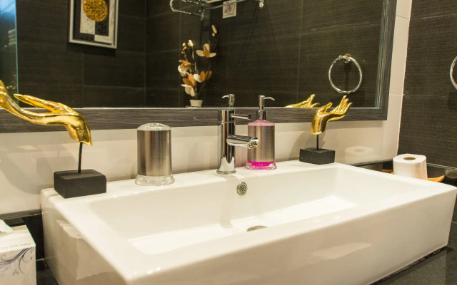Isawan 2BR Salt Pool Villa in Baannaraya