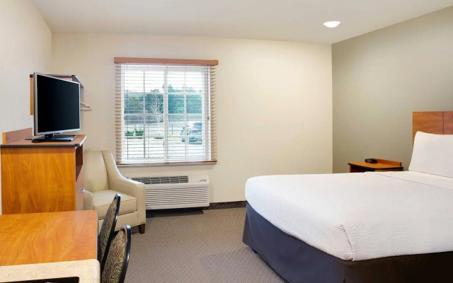 WoodSpring Suites Fredericksburg