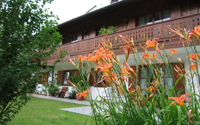 Ferienwohnungen Auhaus