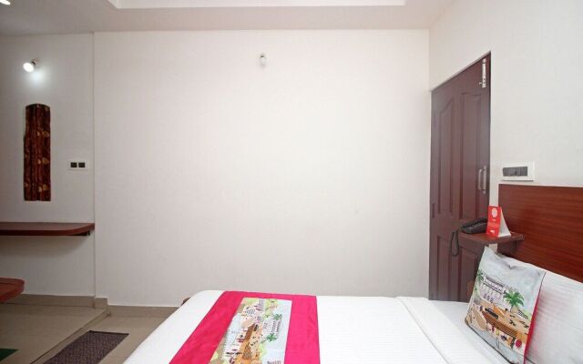 OYO 9632 Hotel Prestige Residency