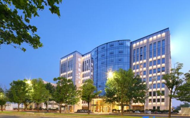 Zhenbao Holiday Hotel (Nanjing Jiangning)