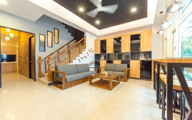 Hualien Sunny Homestay B & B