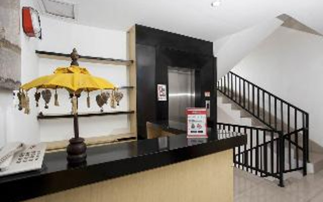 RedDoorz near Exit Toll Kota Satelit 2