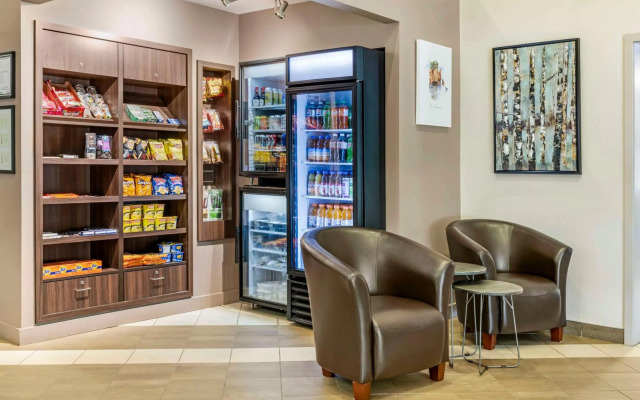 Quality Inn Airport